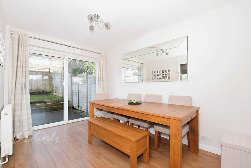 Property photo 3 of 11 Dining Area