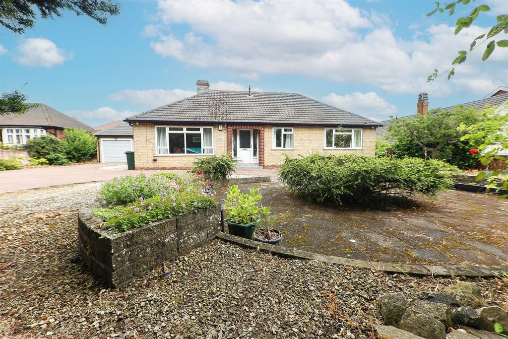 Property photo 1 of 18 Front