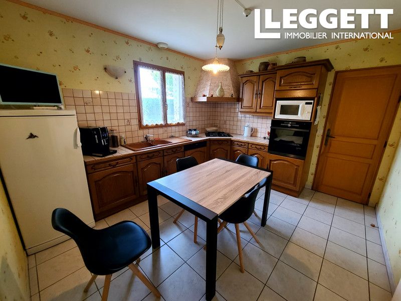 Property photo 3 of 10