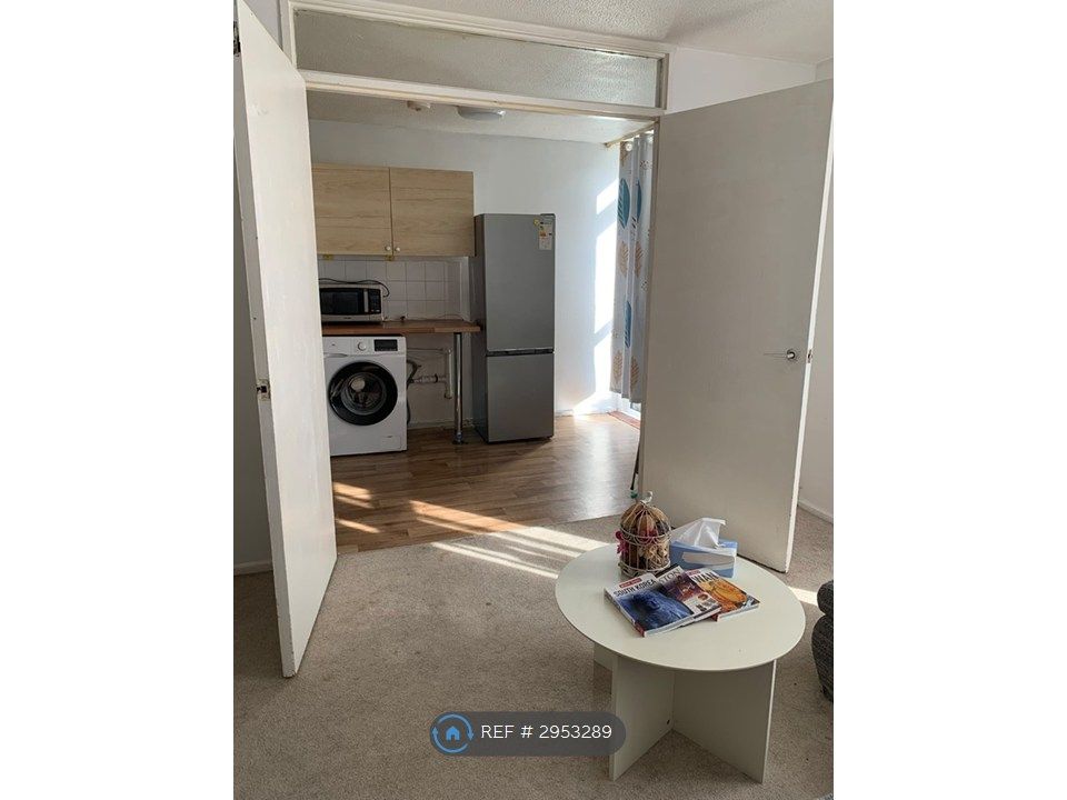 Property photo 1 of 31