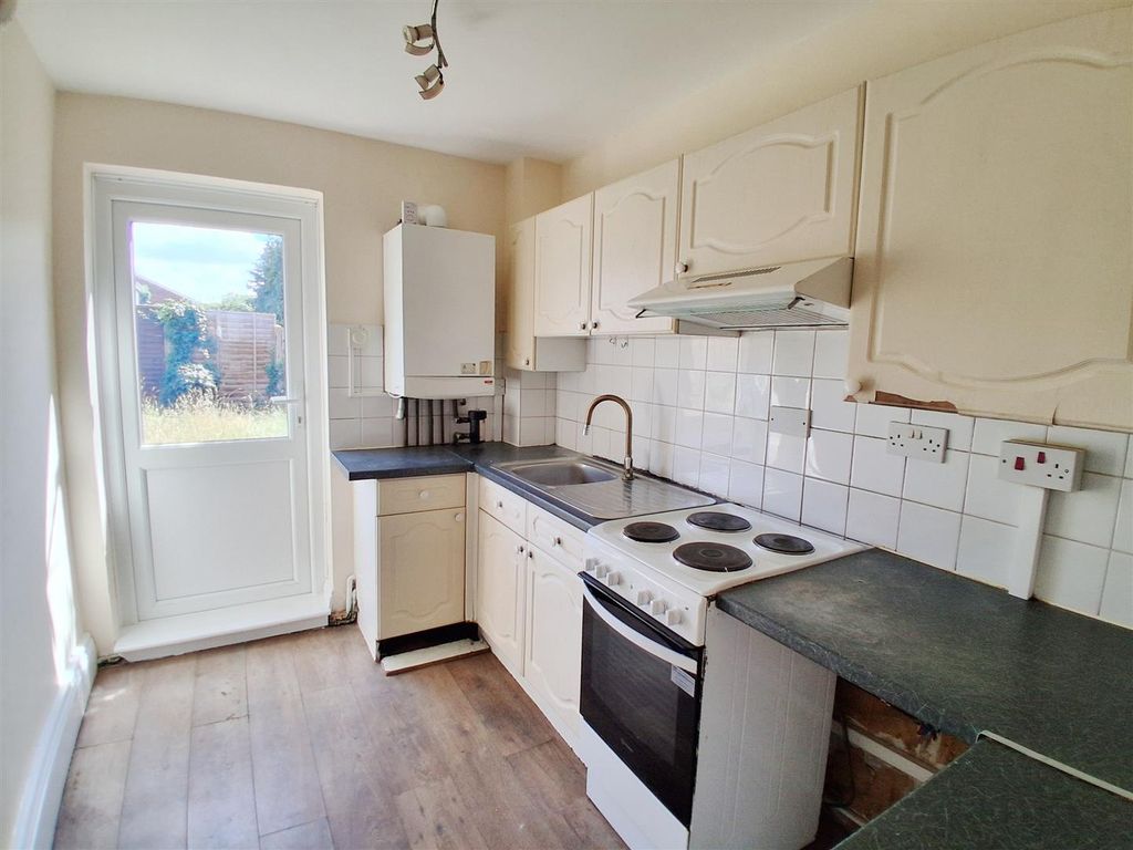 Property photo 3 of 13 3