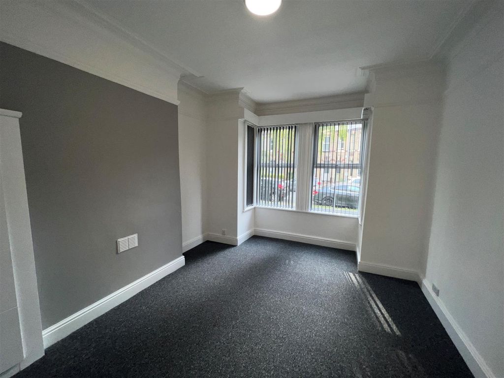 Property photo 2 of 7 Img_2240.Jpg