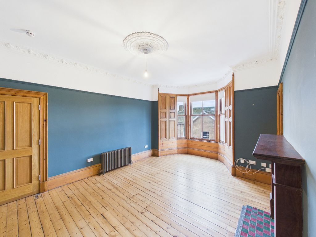 Property photo 3 of 24