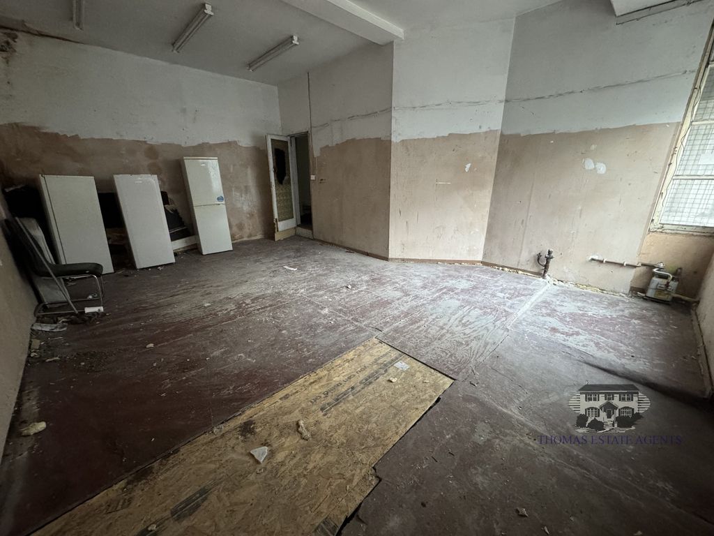 Property photo 2 of 22 Not Specified
