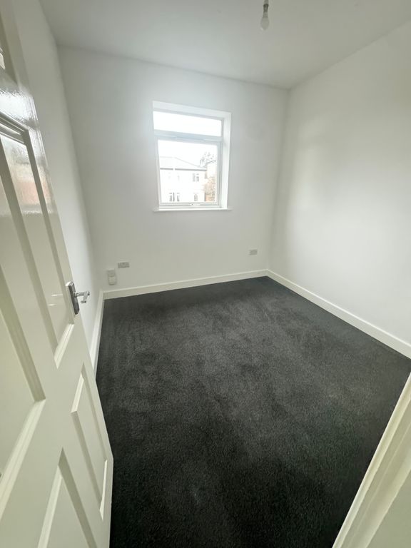Property photo 2 of 3