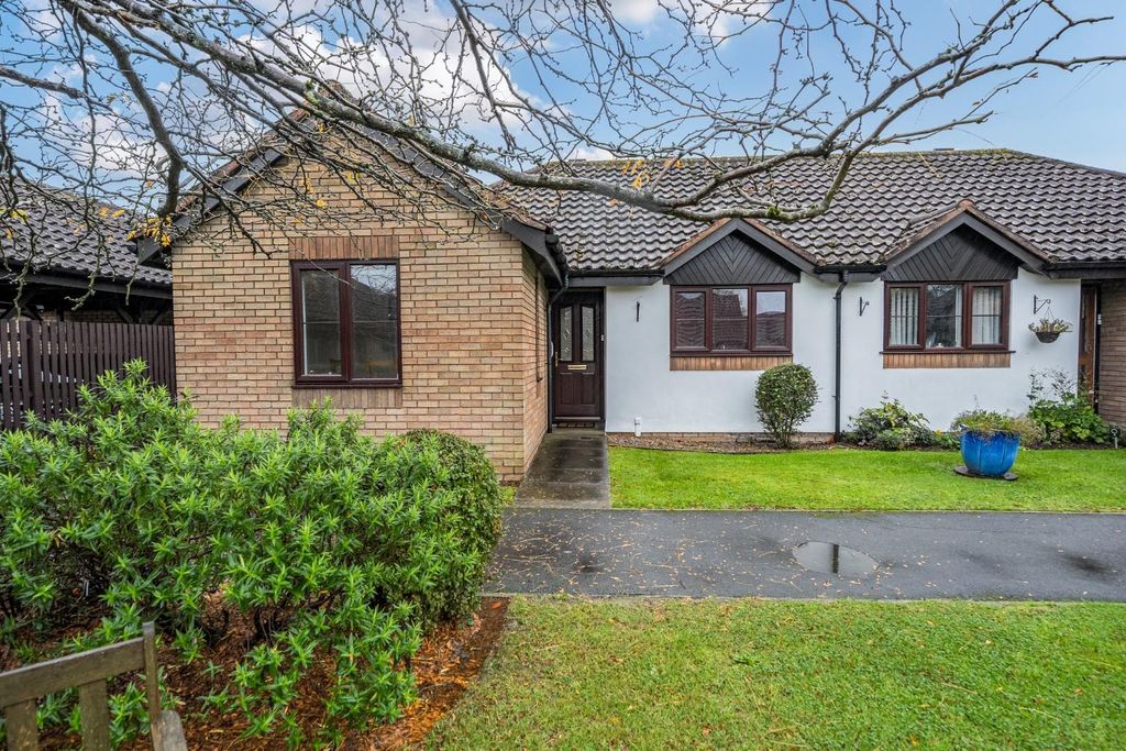 Property photo 1 of 12 1372664-8-68F9F56A7B71B.Jpg