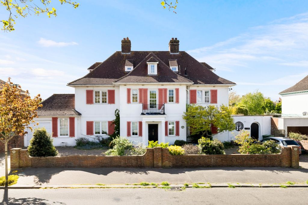 Additional image 15 of 2 bed flat for saleGodwyn Road, Folkestone CT20