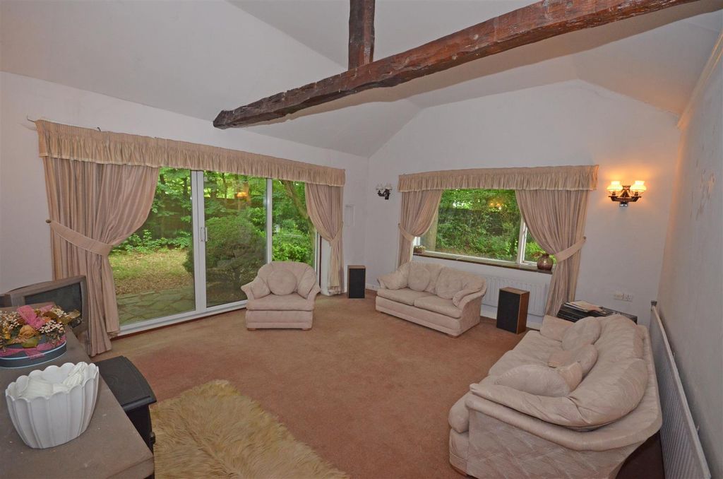 Property photo 2 of 22 07.Jpg