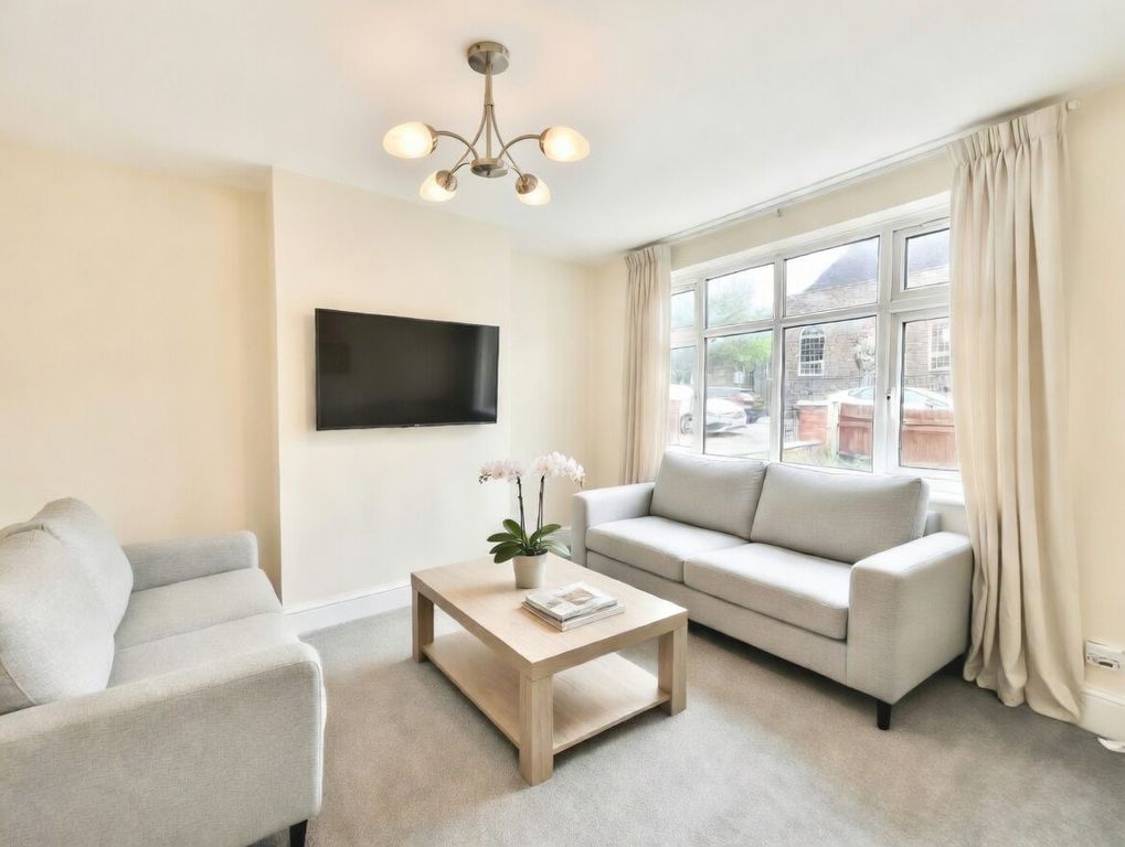 Property photo 2 of 15 Photo 5