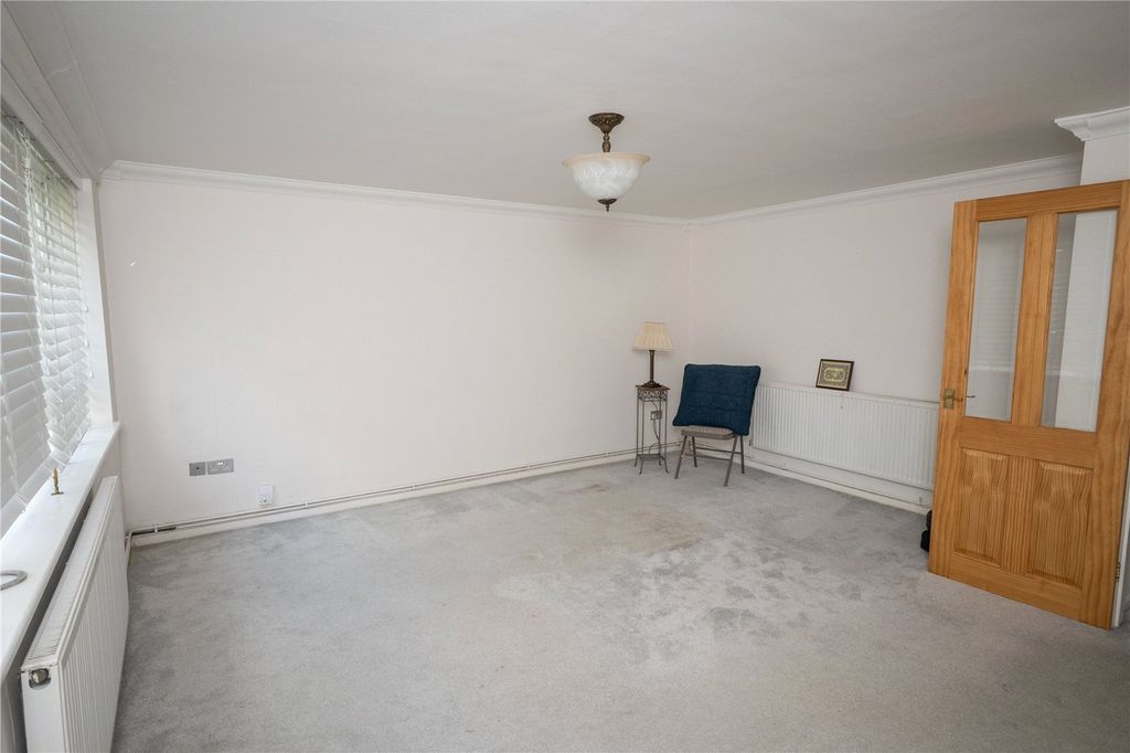 Property photo 2 of 9 Picture No. 05