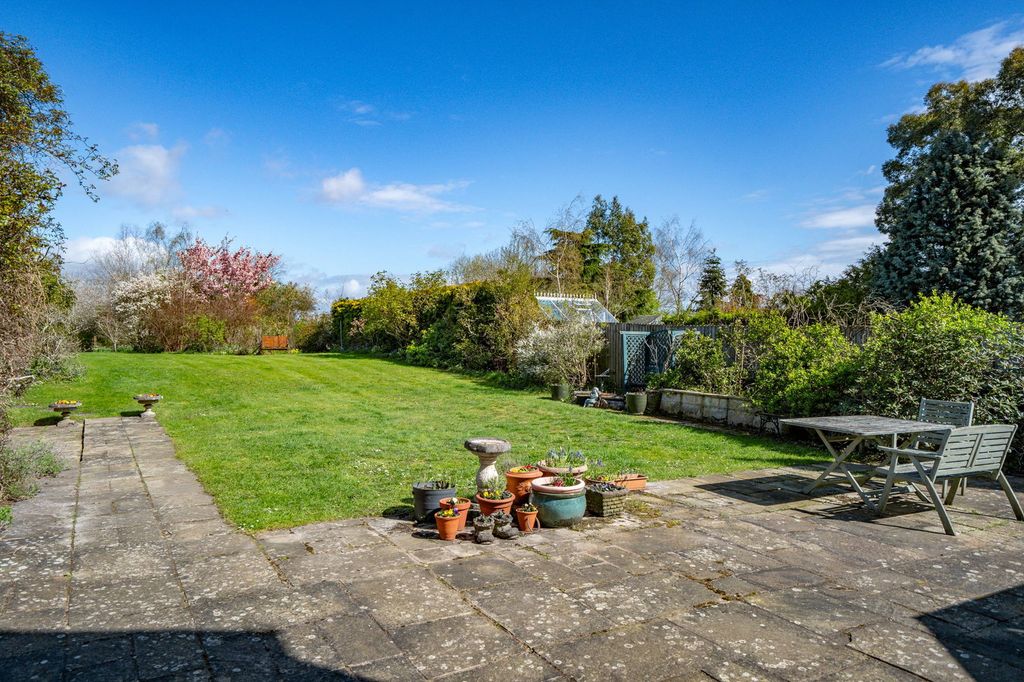 Property photo 3 of 26