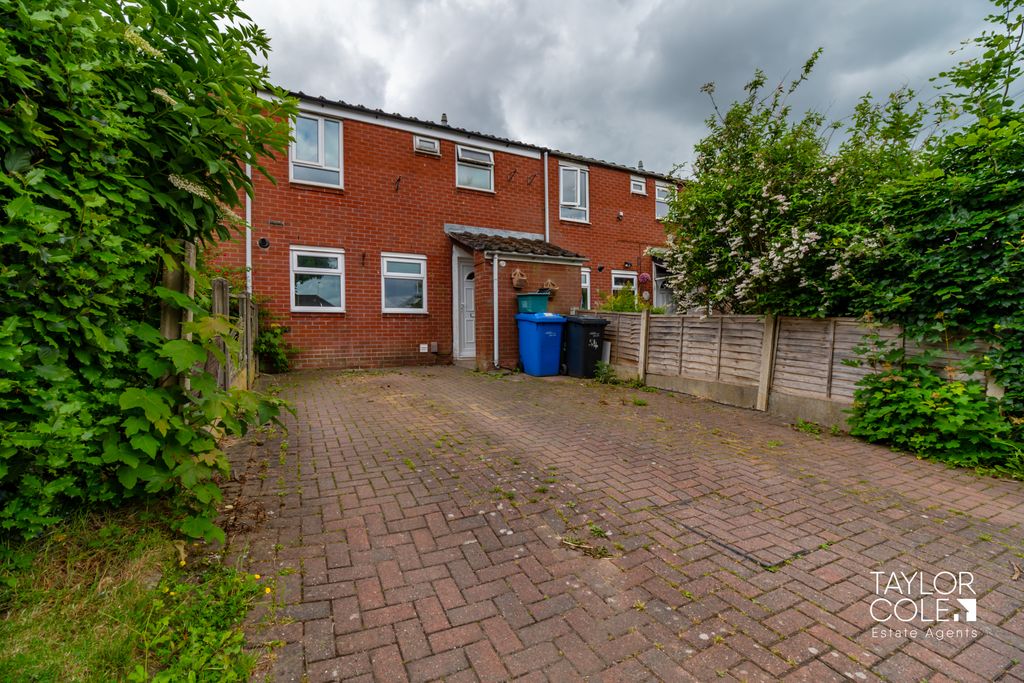Property photo 2 of 19