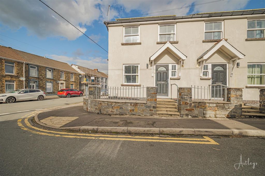 Property photo 1 of 19 23-P1085344.Jpg