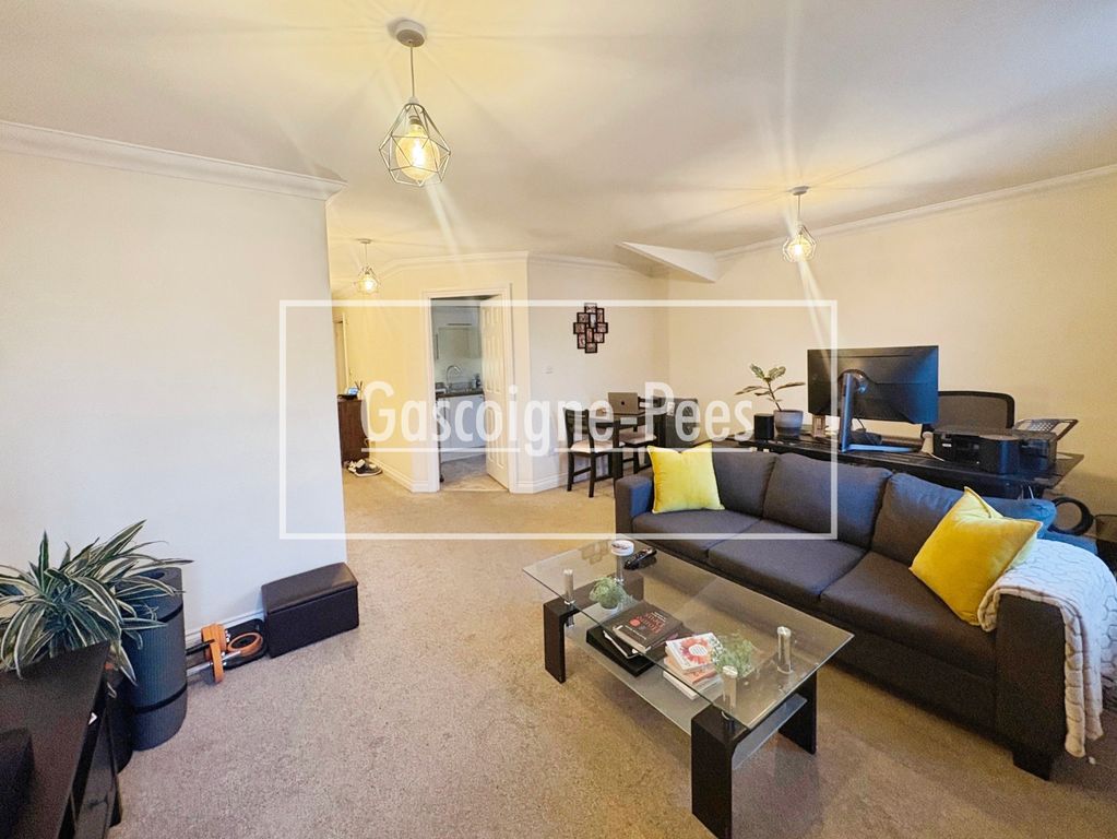 Property photo 3 of 8