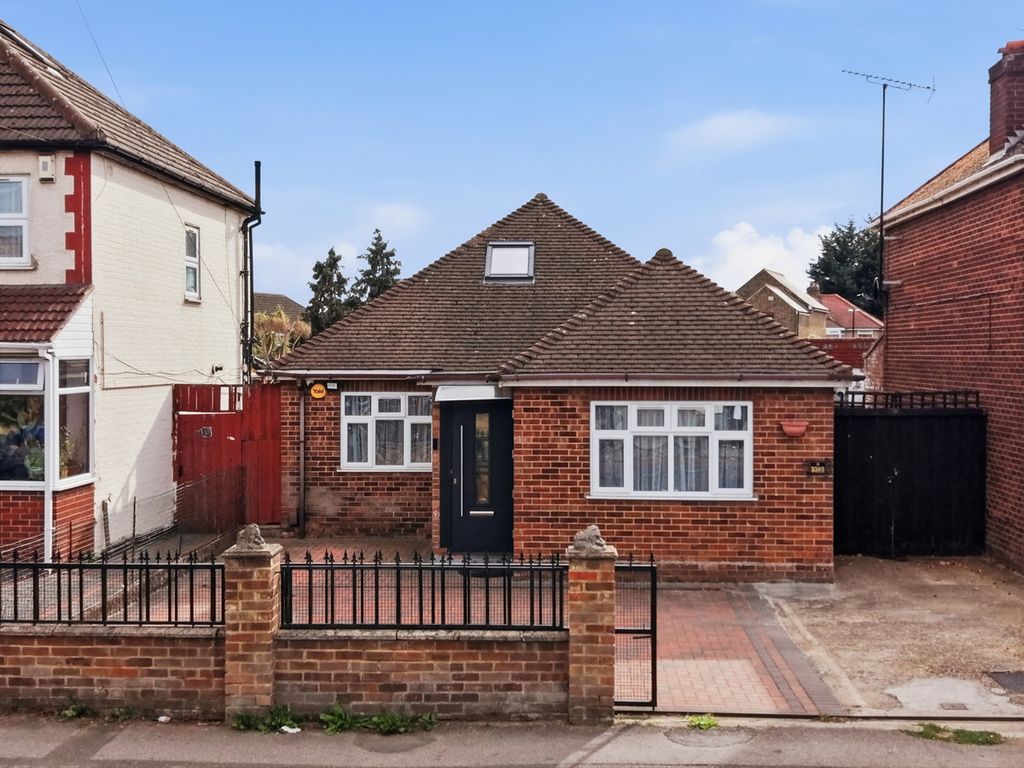 Property photo 1 of 25