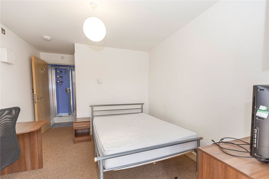 Property photo 3 of 10 Picture No. 22