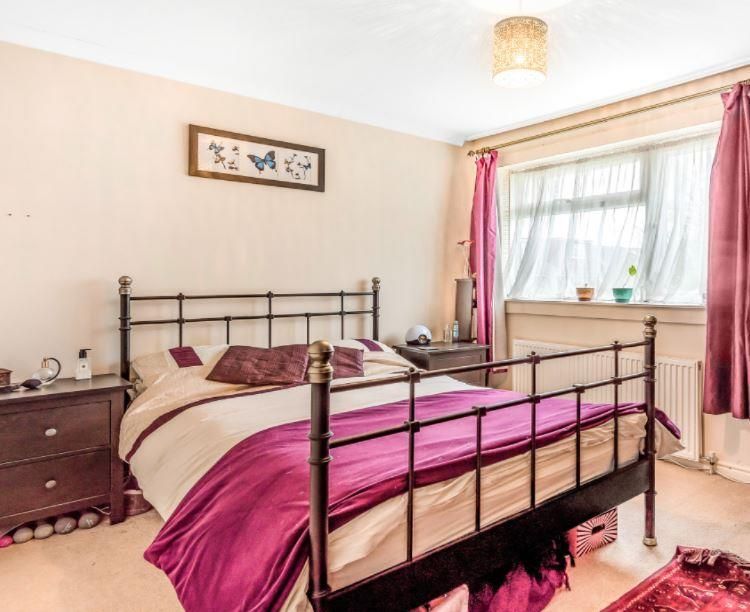 Property photo 2 of 8 Bedroom 1.Jpg