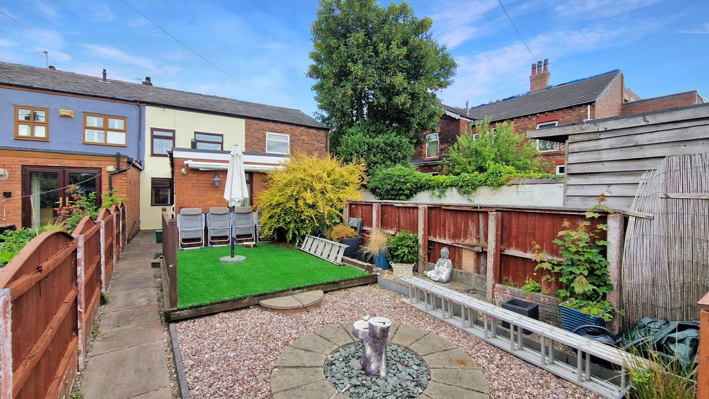 Property photo 2 of 14
