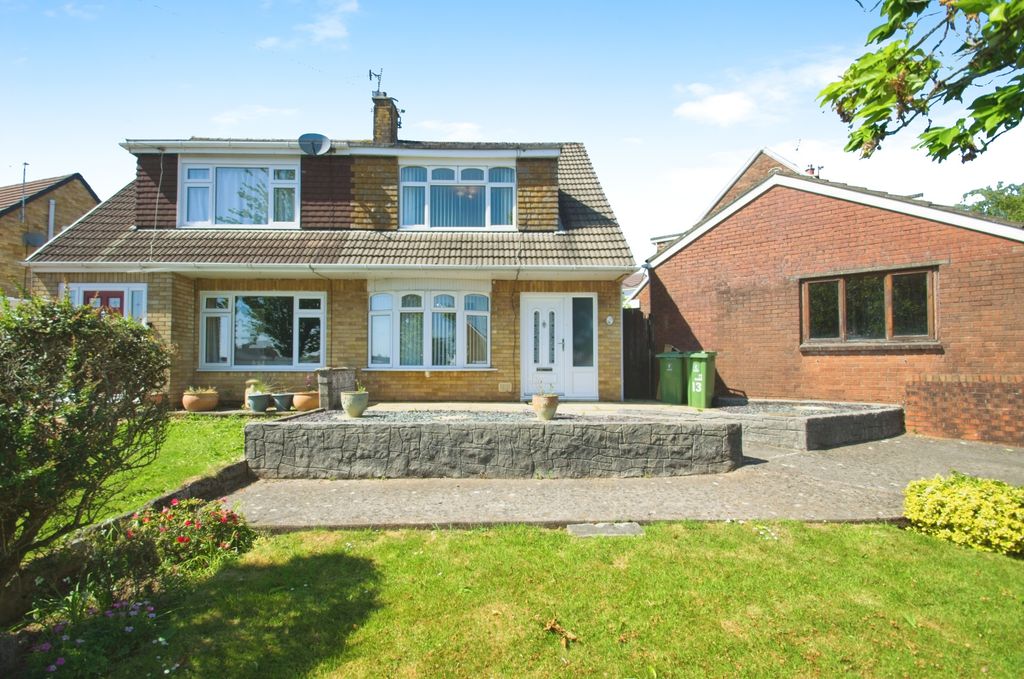 Property photo 2 of 15