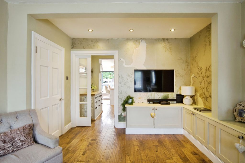 Property photo 3 of 23 Pbox-Img.Jpg