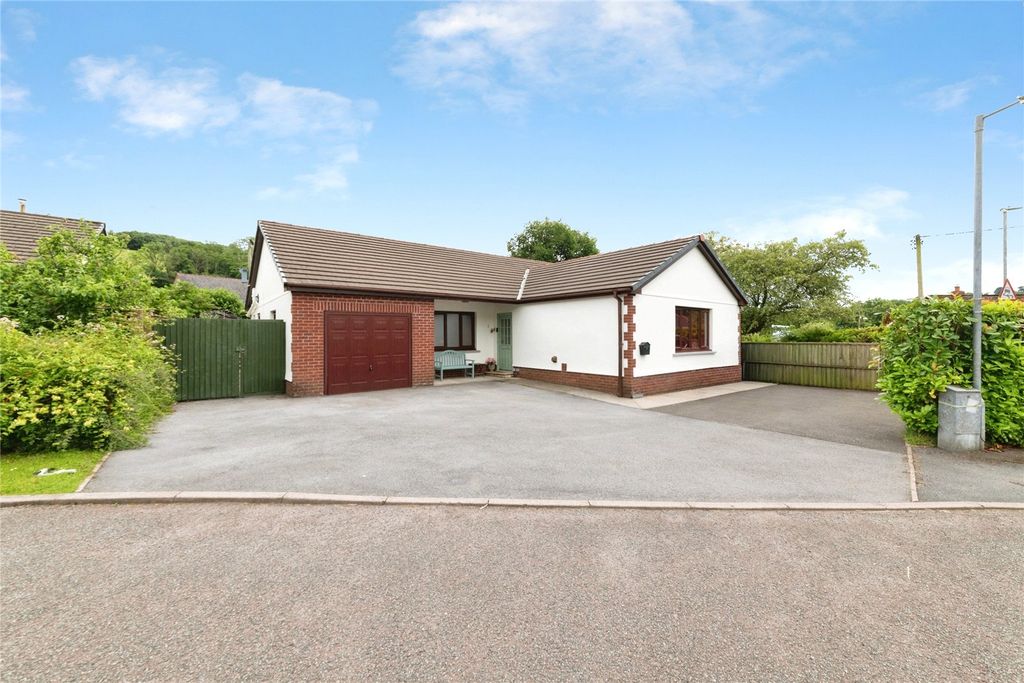 Property photo 1 of 21 Picture No. 11
