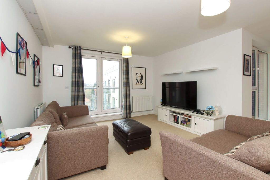 Property photo 3 of 14 Photo 5