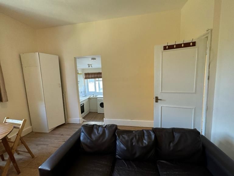 Property photo 3 of 9 7.Jpg