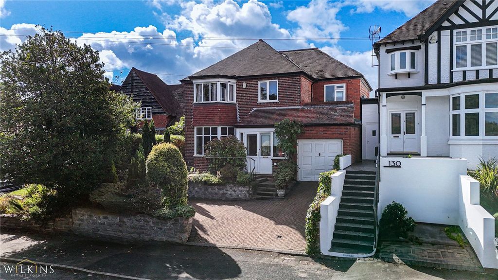 Property photo 1 of 39 Picture No. 01