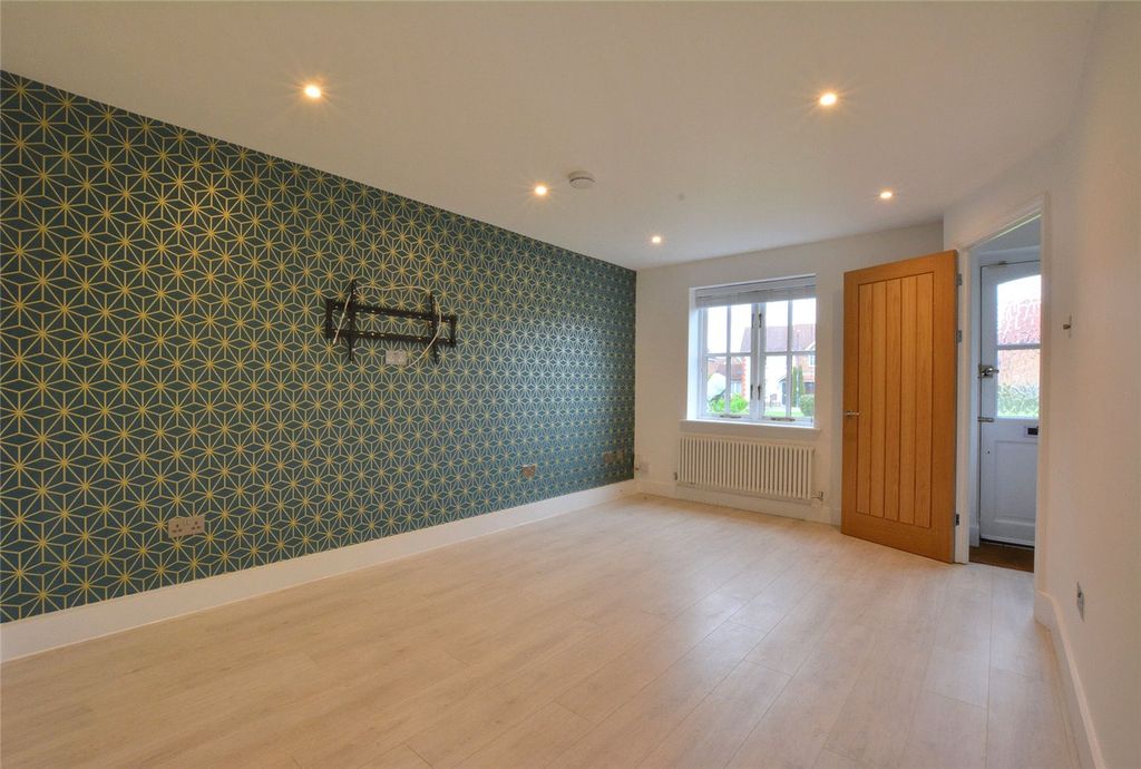 Property photo 3 of 13 Picture No. 16