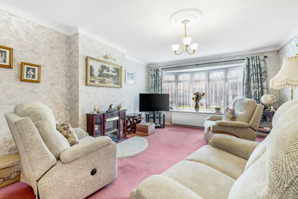 Property photo 2 of 21 6 Rowan Way (Boston)-21