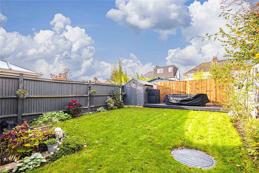 Property photo 3 of 16 Picture No. 03