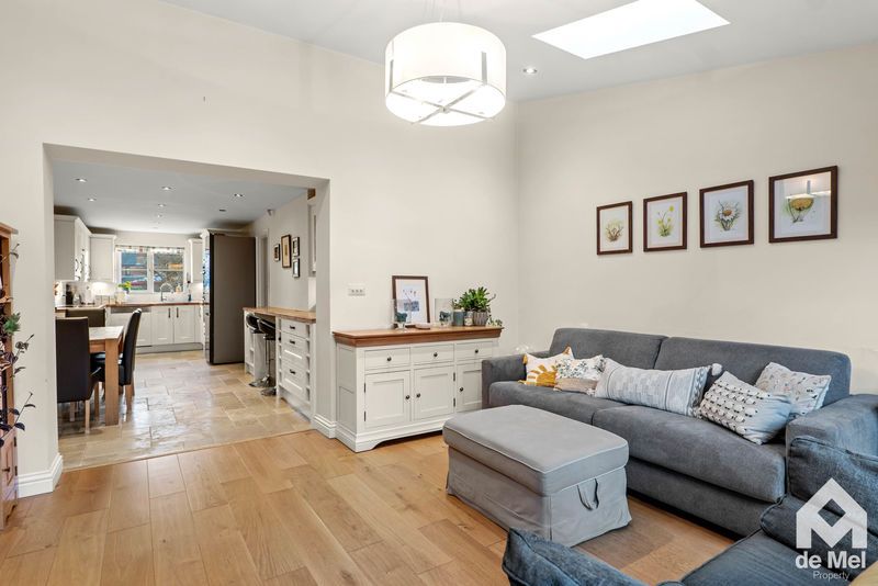 Property photo 2 of 17 Photo 13