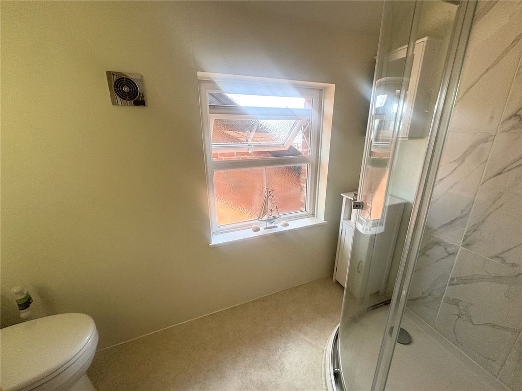 Property photo 3 of 8 Picture No. 04