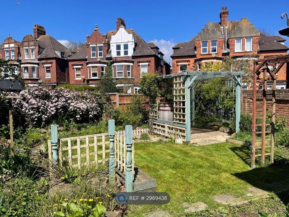 Property photo 1 of 12 Private Garden