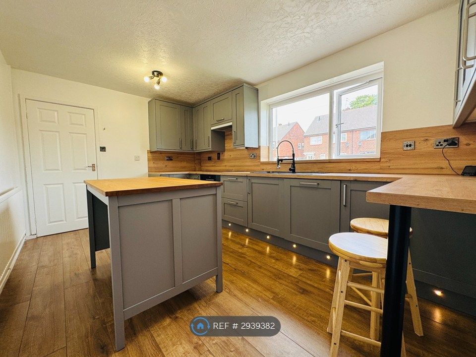 Property photo 3 of 20