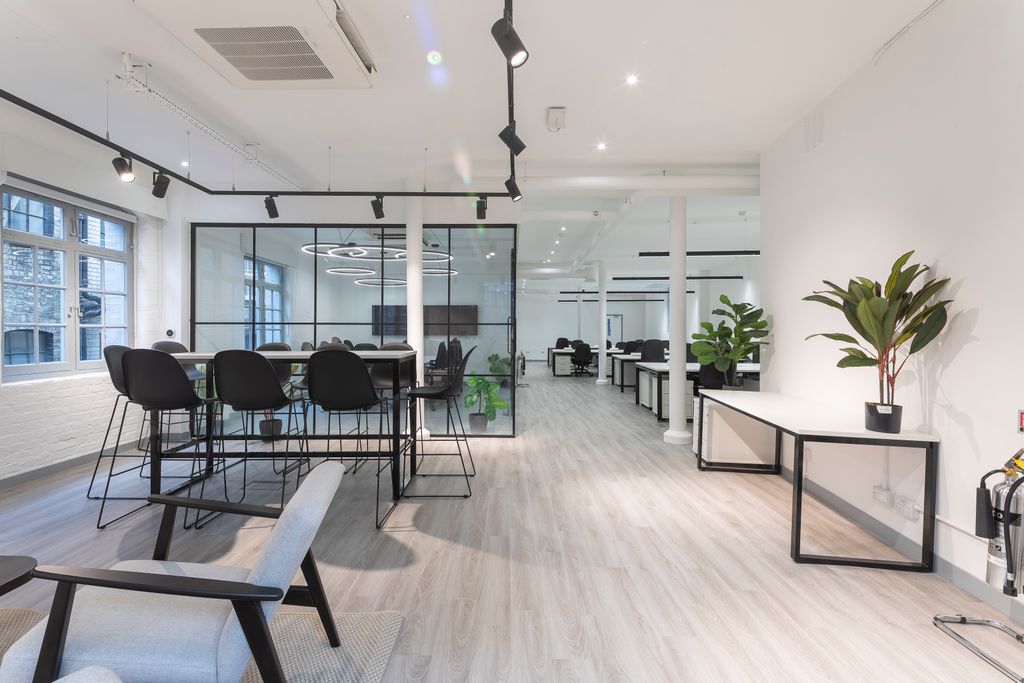 Property photo 2 of 29