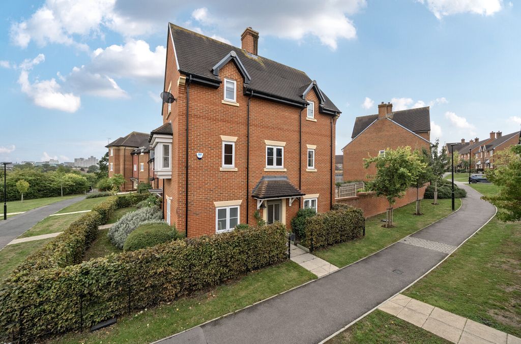 Property photo 1 of 22 1347311-1-68B8563...