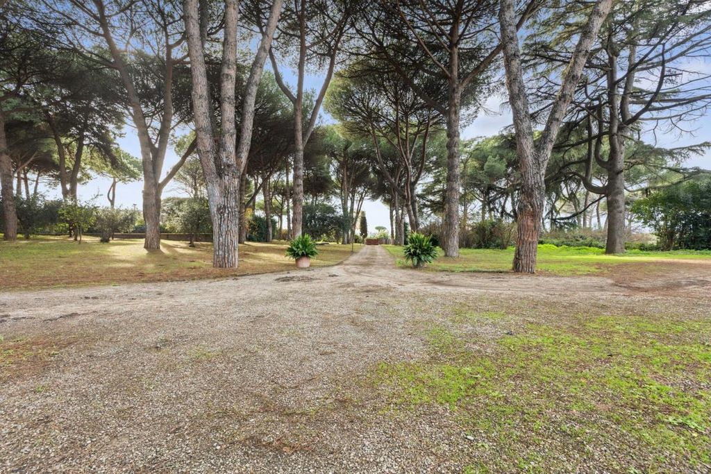 Property photo 3 of 27