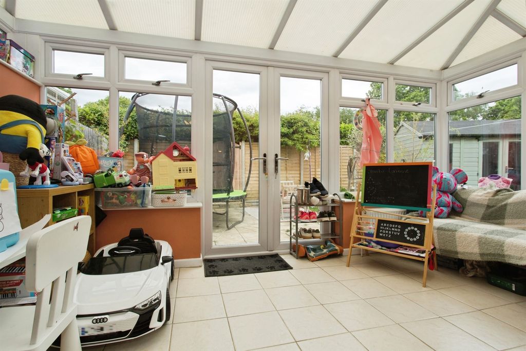 Property photo 3 of 14