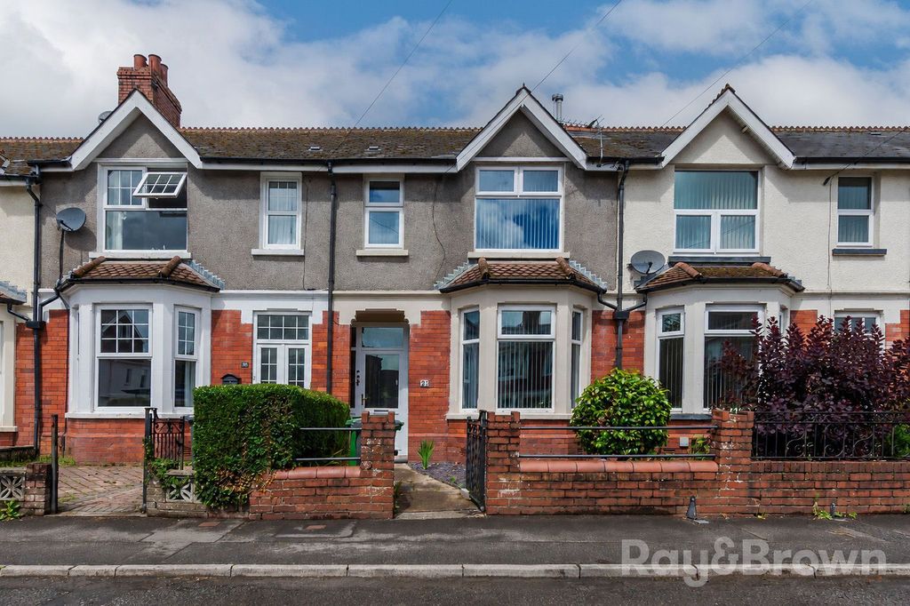 Property photo 1 of 46