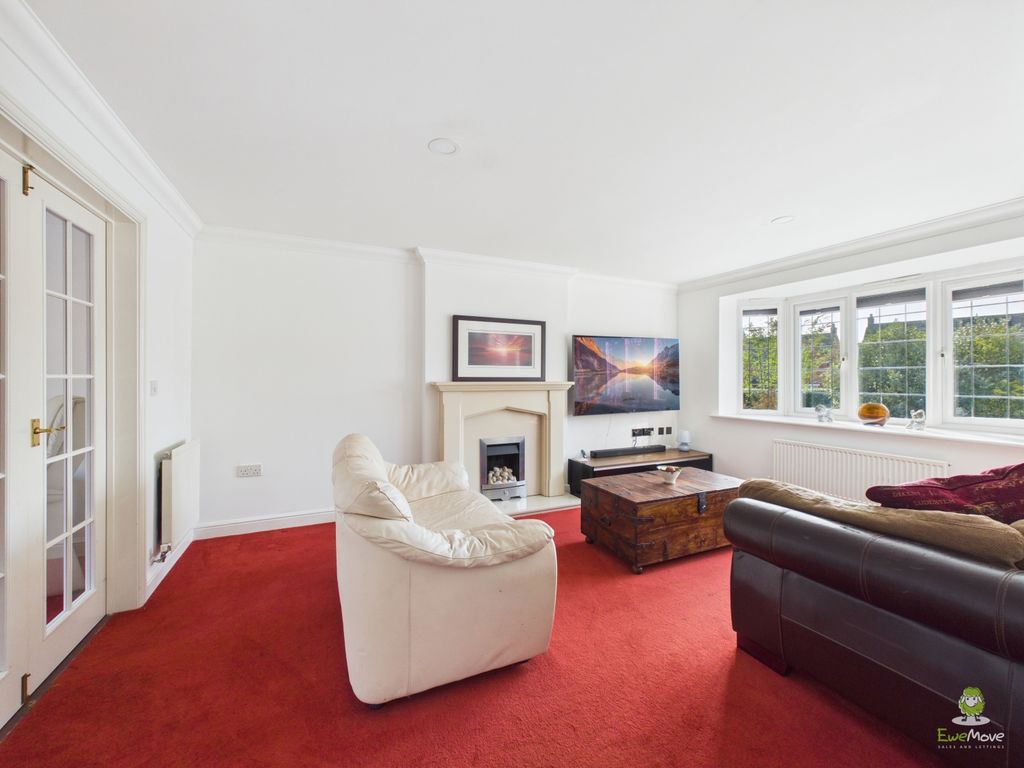 Property photo 2 of 28 2