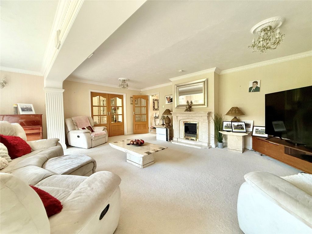 Property photo 3 of 18 Picture No. 19