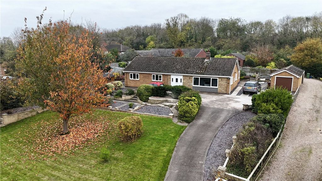 Property photo 2 of 42 Picture No. 06