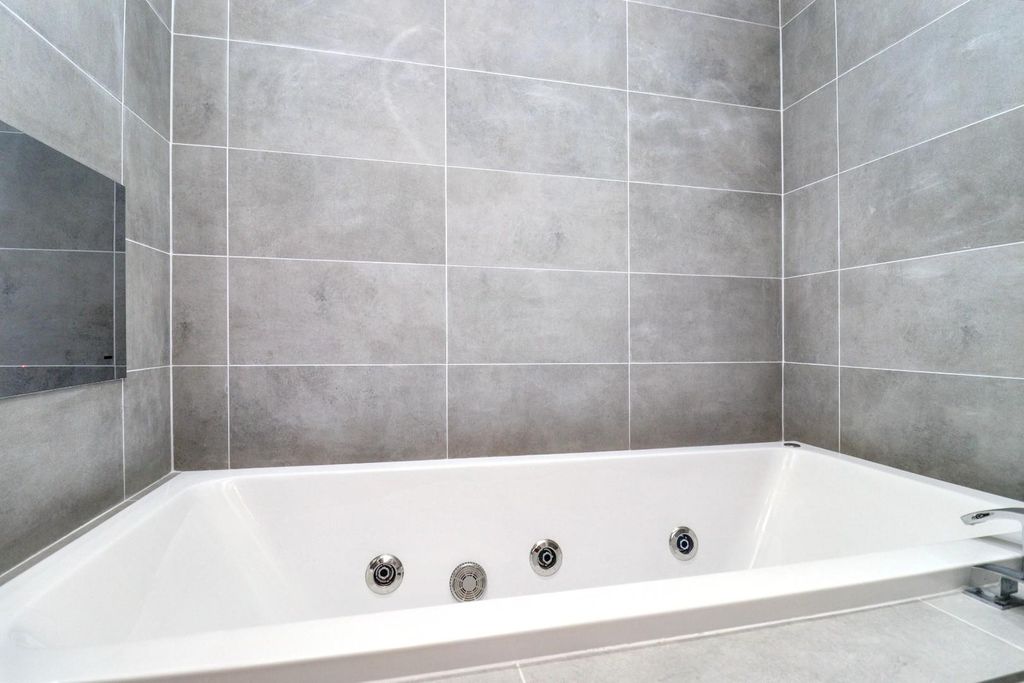 Additional image 29 of 5 bed detached house for saleWainwright Walk, Seaton Carew, Hartlepool TS25