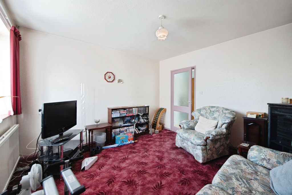 Property photo 2 of 16