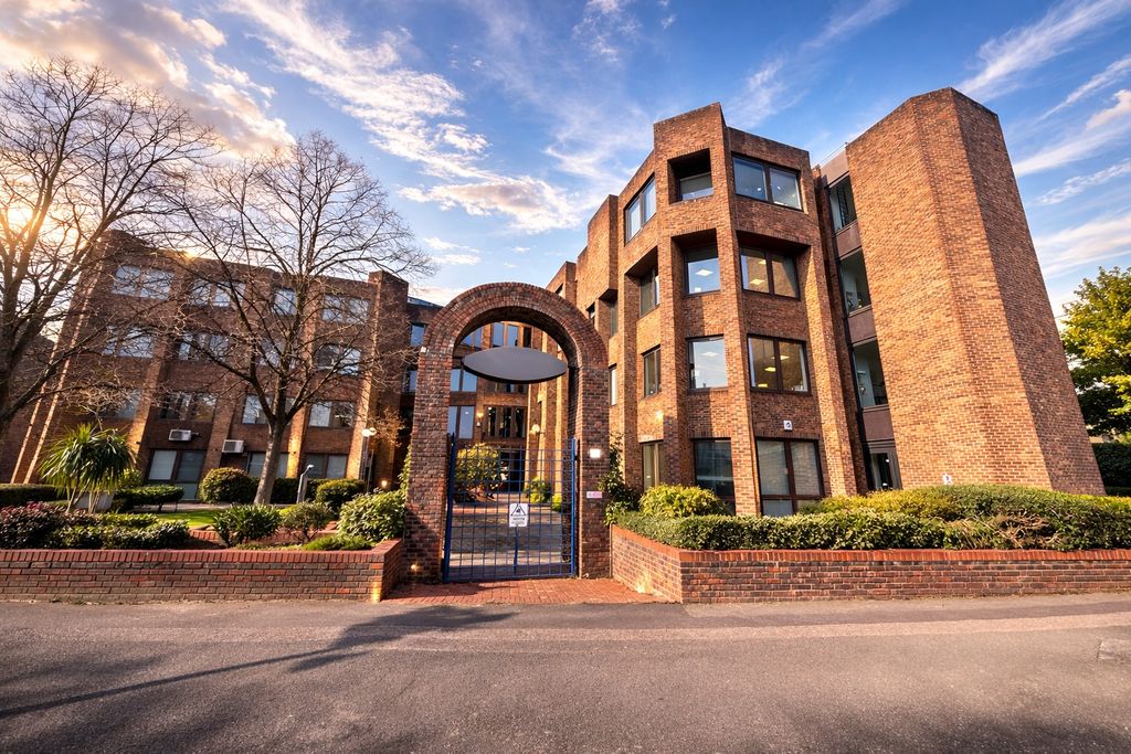 Property photo 3 of 8