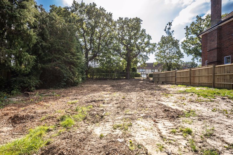 Property photo 3 of 11 Photo 9