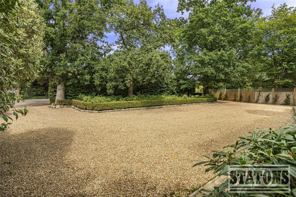Property photo 2 of 24 Picture No. 06
