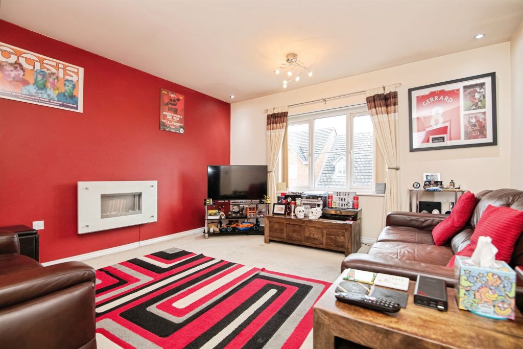 Property photo 2 of 11