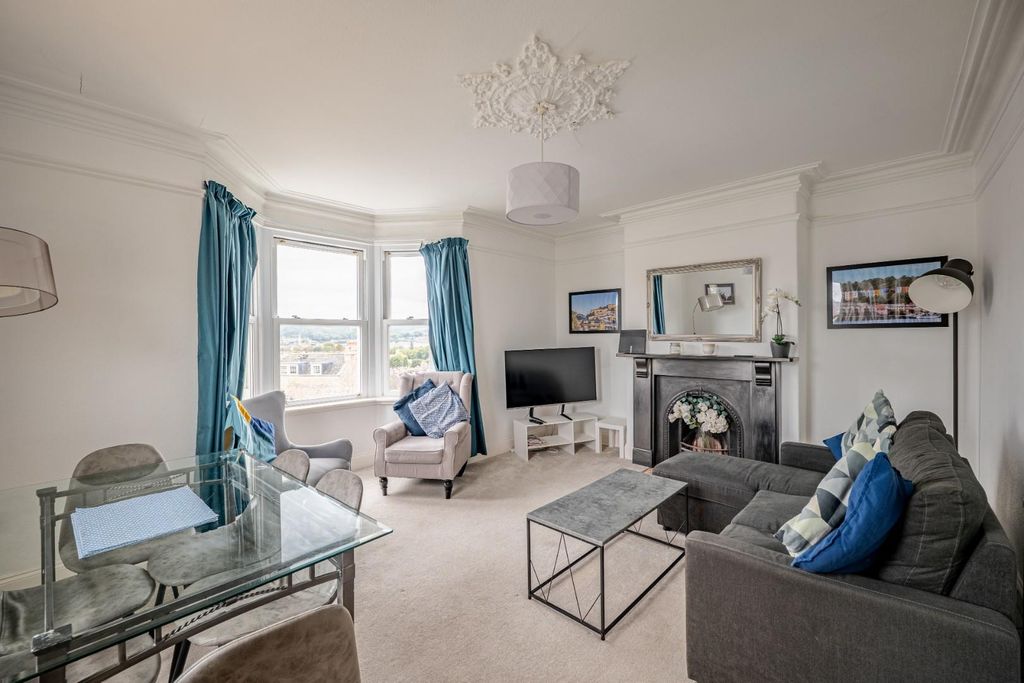 Property photo 3 of 14 Living Room.Jpg